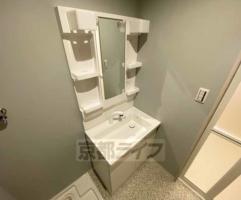 洗面設備　独立洗面台