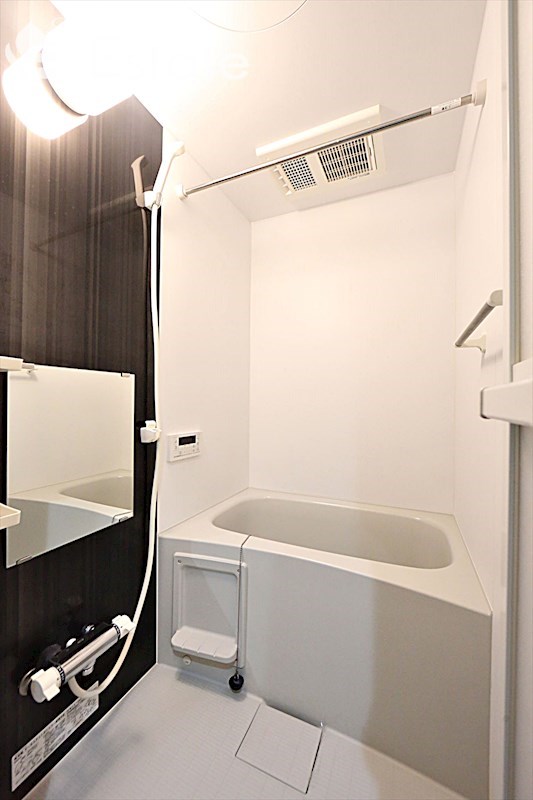 バス・シャワールーム　風呂