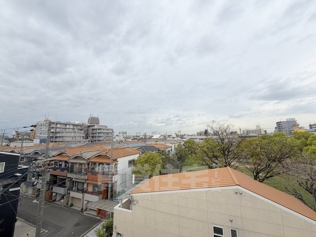 バルコニー　内装