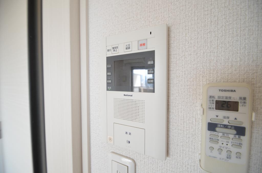 セキュリティ　カメラ付インターホン