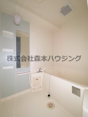 バス・シャワールーム　ゆったり過ごせるお風呂です