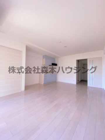 居室・リビング　ゆったりした洋室です