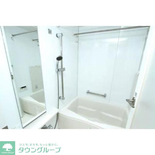 バス・シャワールーム　※写真は同タイプ住戸です。