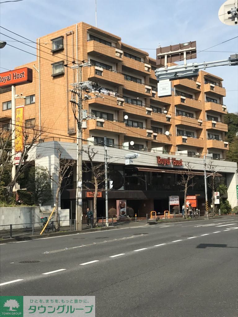 その他　ファミレスまで　約200ｍ