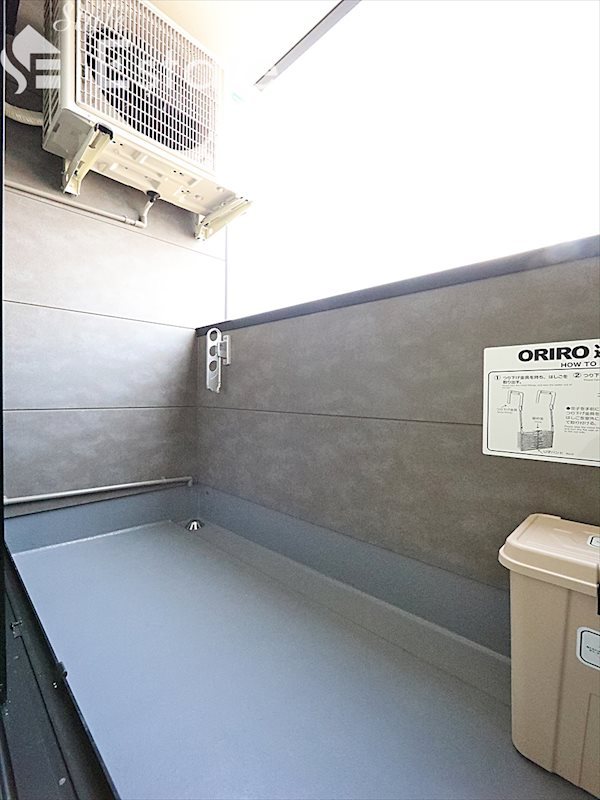 バルコニー　同仕様内装