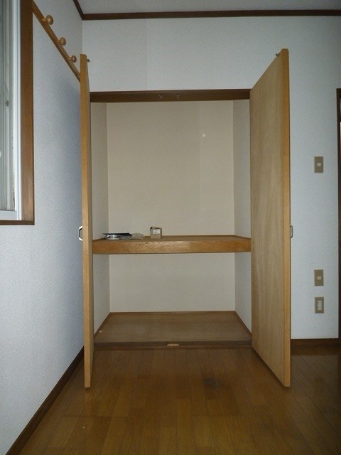 収納　※写真は103号室のお部屋です。
