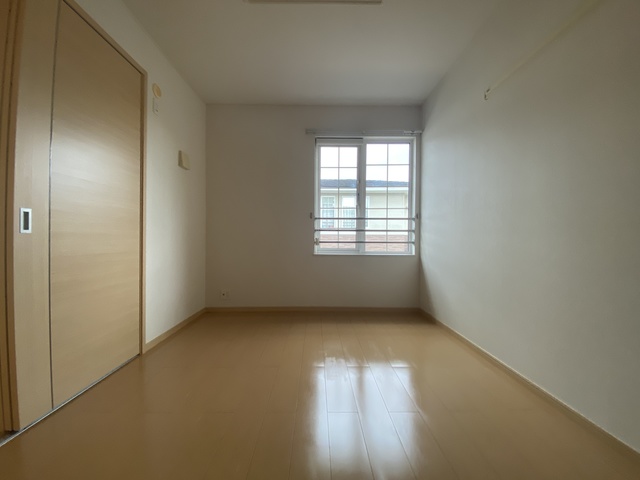 その他部屋・スペース　★明るい洋室で住み心地が良さそうですね★