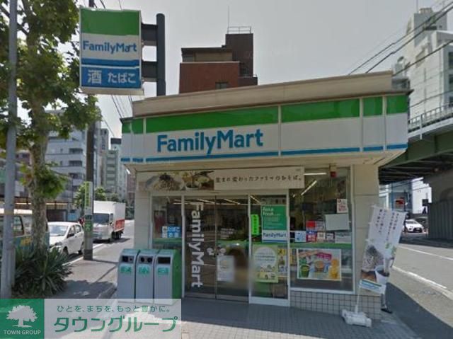 コンビニ　★★ファミリーマート（コンビニ）まで220m