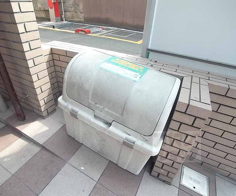 その他　ゴミ民間回収