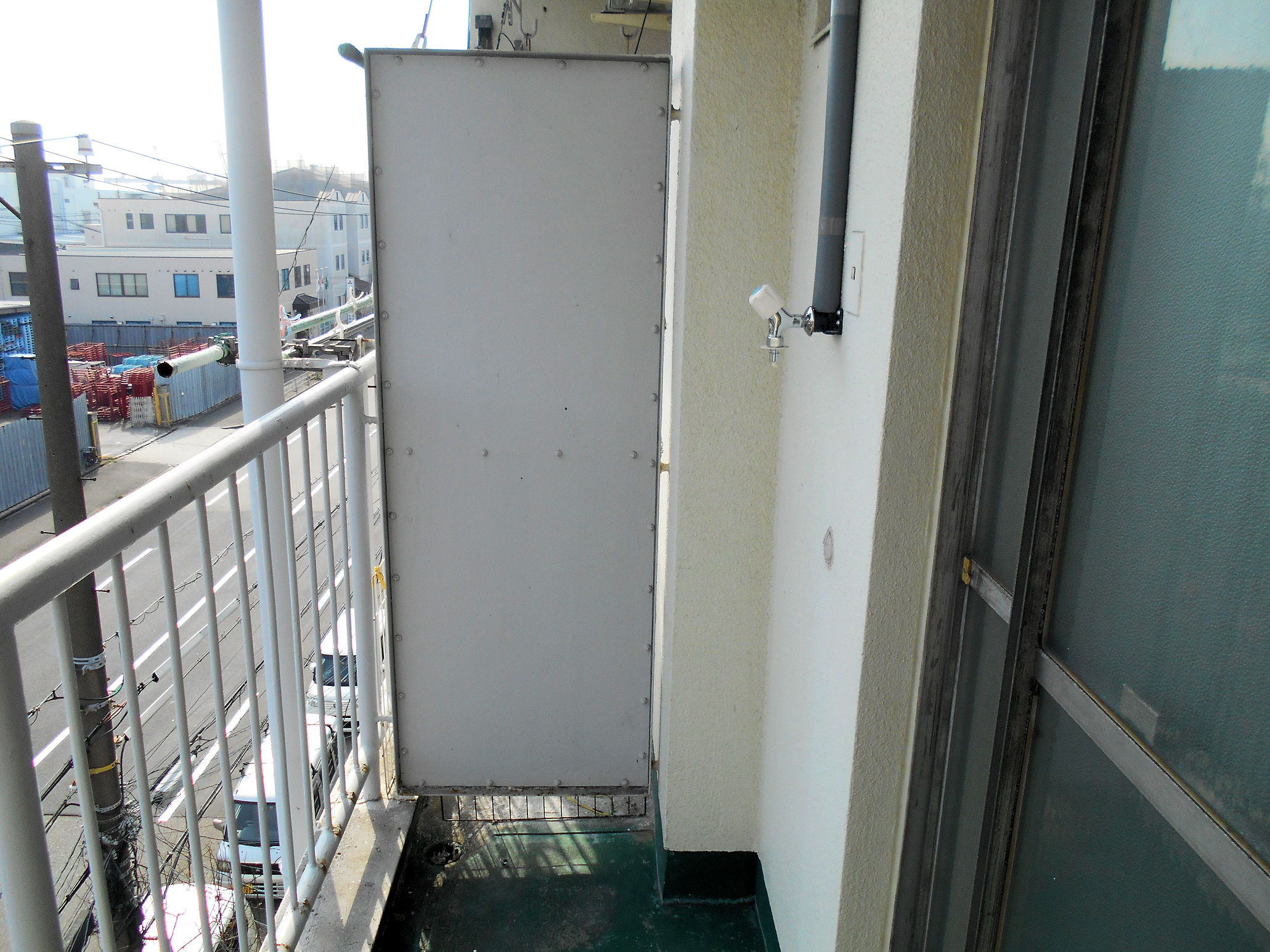 バルコニー　洗濯機置けます
