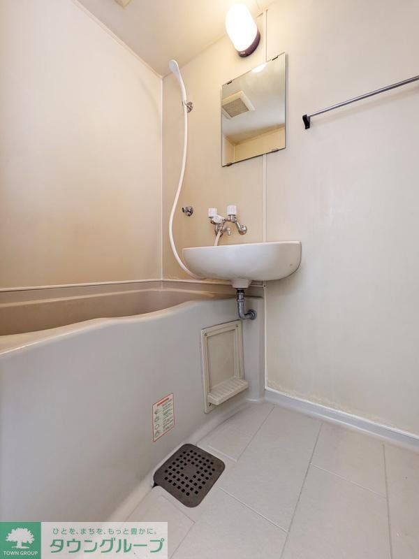 バス・シャワールーム　バス