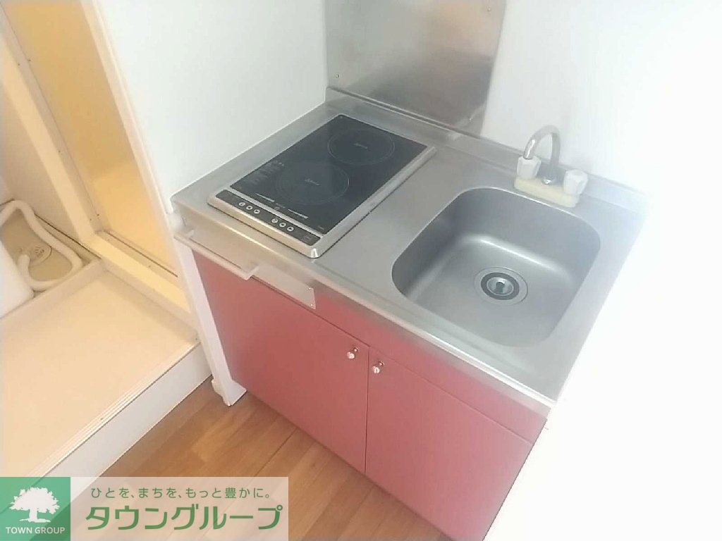 キッチン　※設備・仕様は現況と異なる場合があります。