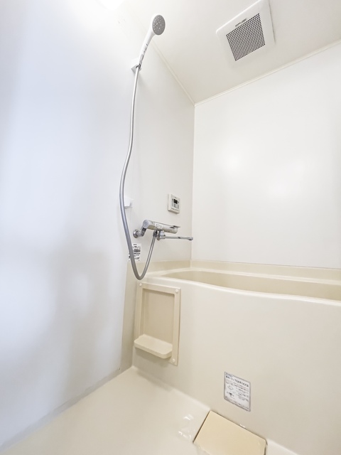 バス・シャワールーム　※同間取タイプ参考写真※