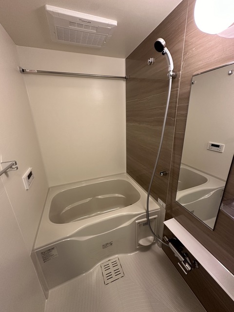 バス・シャワールーム