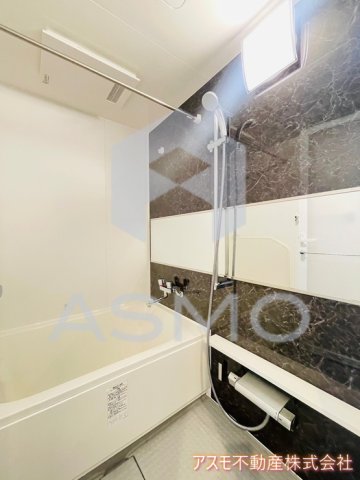 バス・シャワールーム　同マンション別部屋　参考写真