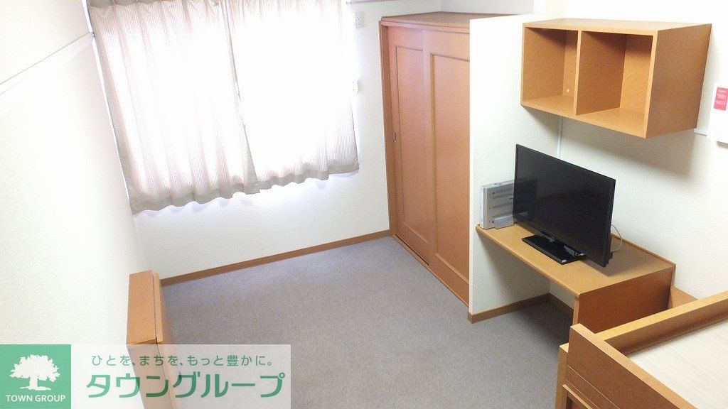 居室・リビング　家具家電設置済みです。