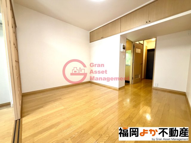 居室・リビング　こちらのリビングで趣味の時間をお楽しみください