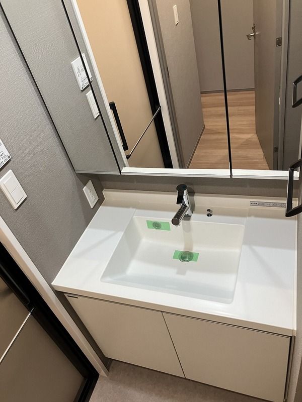 洗面設備　（別タイプ参考写真）RELUXIA TOKYO NORTH