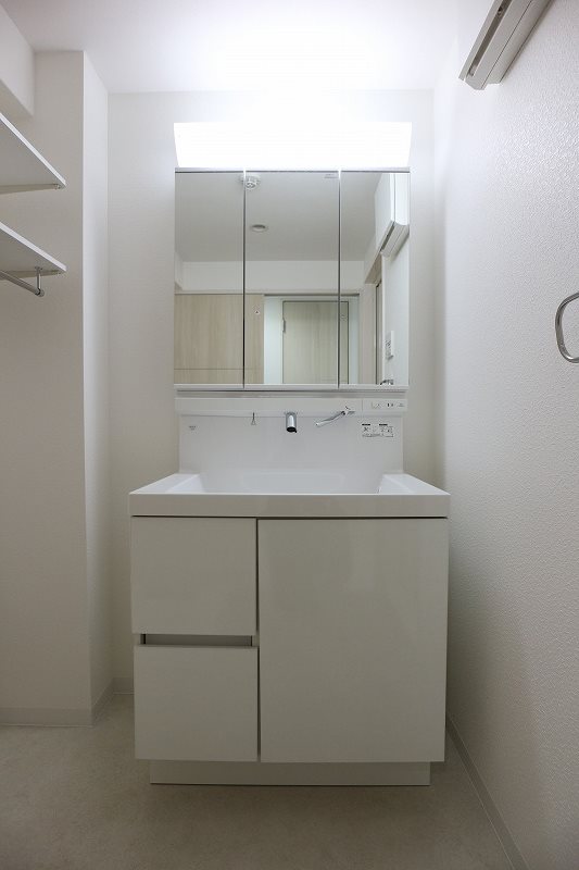 洗面設備　※同物件別部屋参考画像