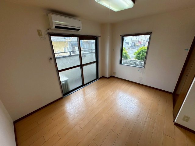 その他部屋・スペース　落ち着いて過ごせるお部屋なので、寝室にいかがでしょうか