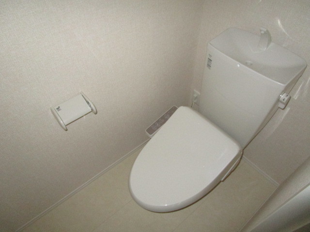 トイレ　別号室参考写真