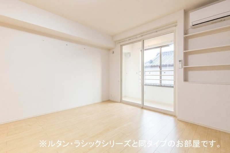 居室・リビング　図面と現状に相違がある場合には現状を優先