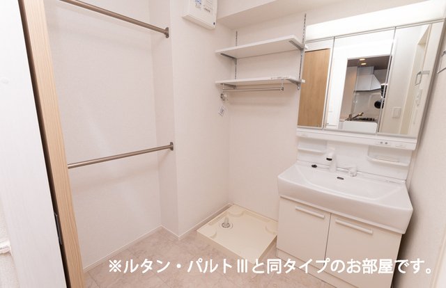 洗面設備　洗面所独立☆