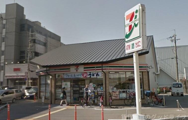 コンビニ　セブンイレブン千代原口店（コンビニ）まで733m