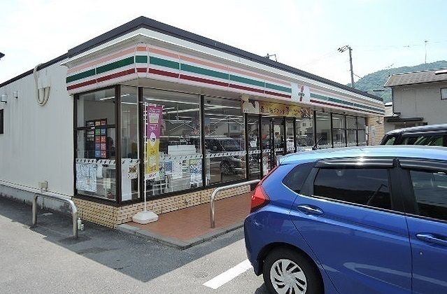 コンビニ　セブンイレブン　安浦北店（コンビニ）まで600m