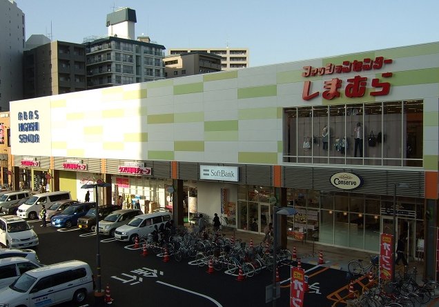 ショッピングセンター　アーバス東千田（ショッピングセンター）まで500m