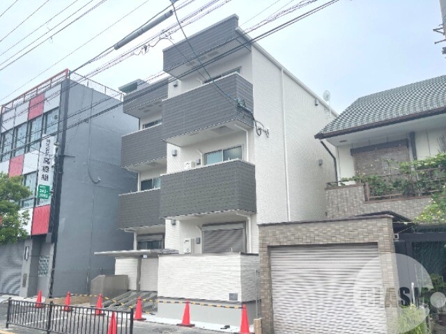 建物外観　設備充実しています♪