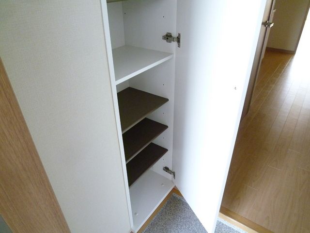 玄関　★お問い合わせはタウンハウジングまで★