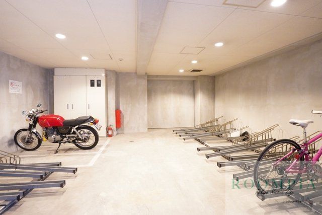 駐車場　駐車場