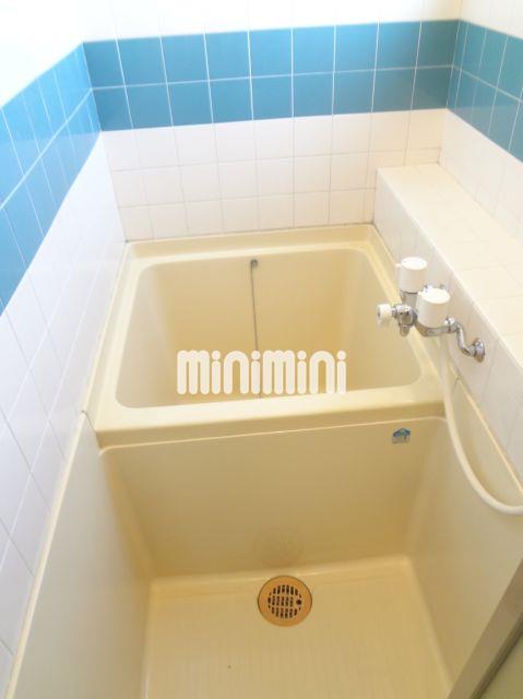 居室・リビング　二面採光で明るいお部屋