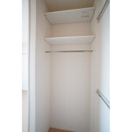 収納　※同仕様、別の部屋の写真です