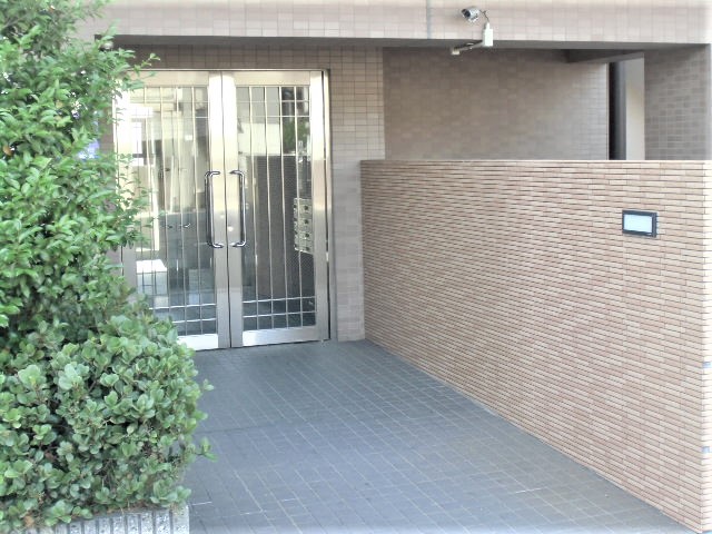 セキュリティ　安心のオートロックを完備です☆