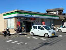 コンビニ　ファミリーマート 柏松ケ崎店（コンビニ）まで612m
