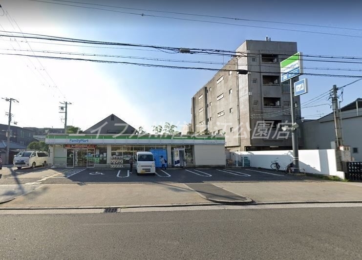 コンビニ　ファミリーマートMYS万代東二丁目店（コンビニ）まで1390m