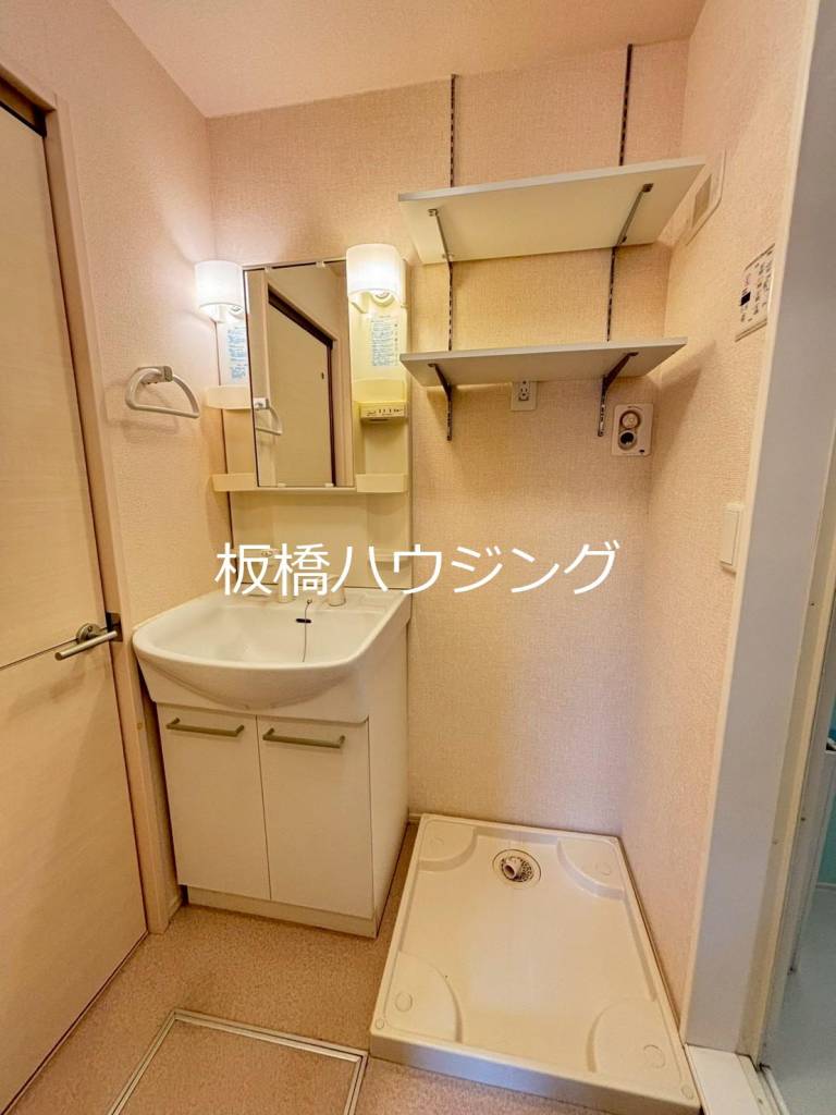 洗面設備　シャンプードレッサー