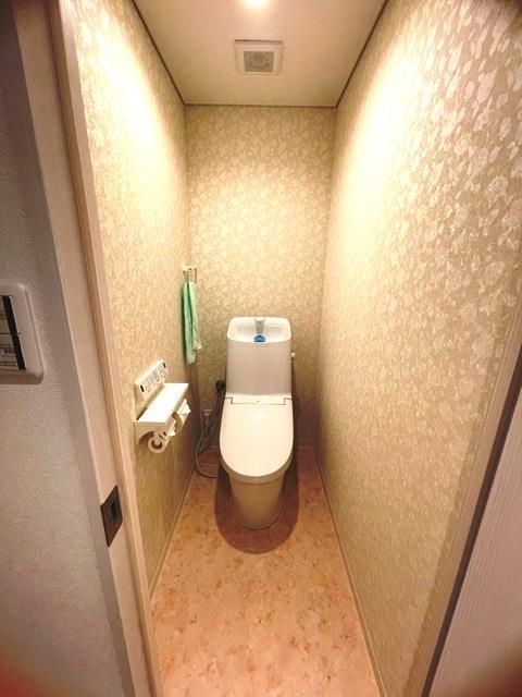 トイレ　落ち着いたトイレです