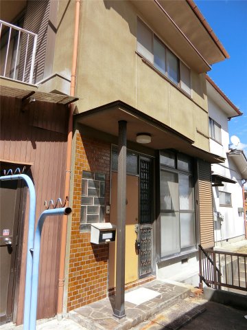 建物外観　1977年築　焼山ひばりヶ丘町17番アパート