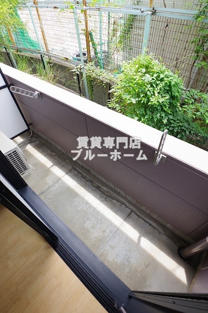 バルコニー　南西向きバルコニー！