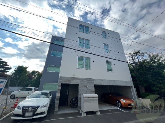 建物外観　札幌市東区北十四条東「Ｍｉｅｓ」