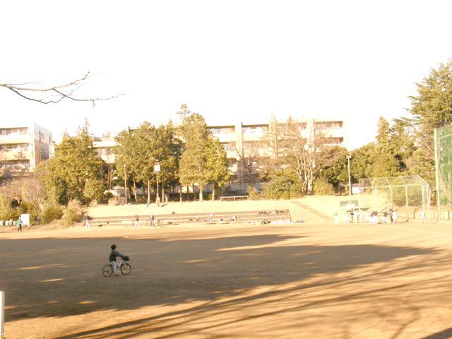 公園　宮崎第一公園（公園）まで830m