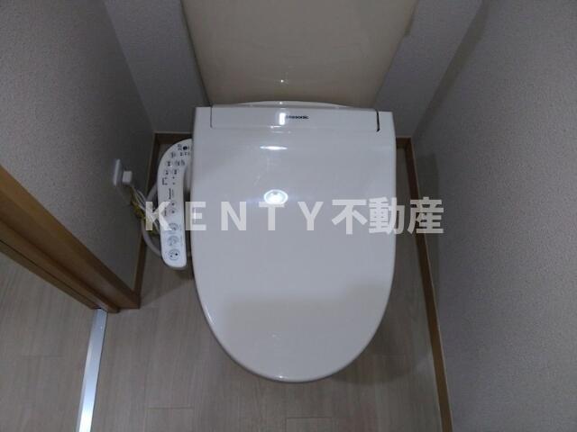 トイレ　落ち着いたトイレです
