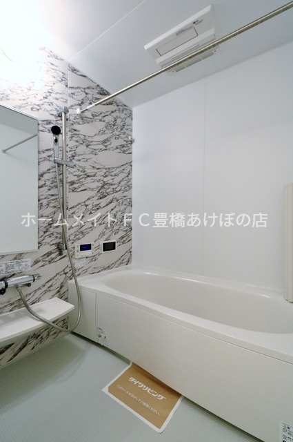 バス・シャワールーム　同型別部屋写真