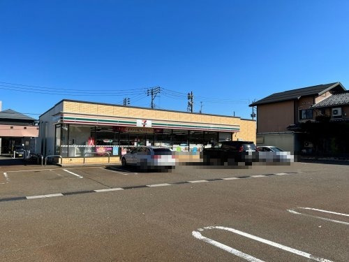 コンビニ　セブンイレブン 春日野店（コンビニ）まで1030m