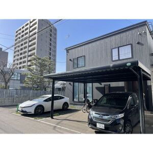 建物外観　★南北線幌平橋駅徒歩圏内の希少な大型一戸建！★駐車場3台付！