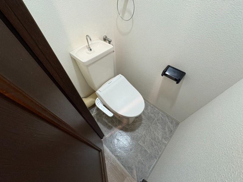 トイレ　清潔感があり安心して使用できるトイレになっておりました。