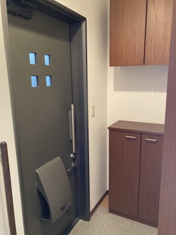 玄関　プチグランバリエ　２０１号室